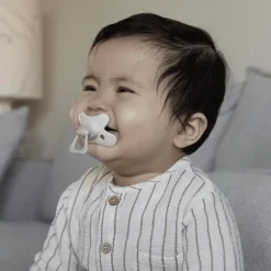 Difrax Fopspeen Natural 18 Maanden Donkergrijs BPA-vrij