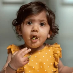 Ella's Kitchen Mango's Peren Papaya's Bio Knijpfruit 4+ Maanden 120 GR