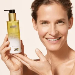 ISDIN Isdinceutics Essential Cleansing - 200ML