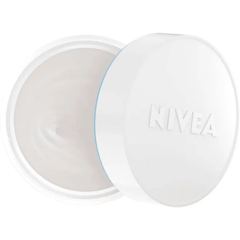 NIVEA Essentials 24u Hydraterende Dagcrème SPF30 Normale Huid 50 ML