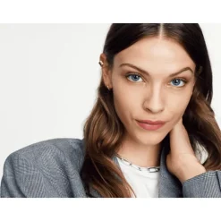 Rimmel London Match Perfection Foundation 200 Soft Beige