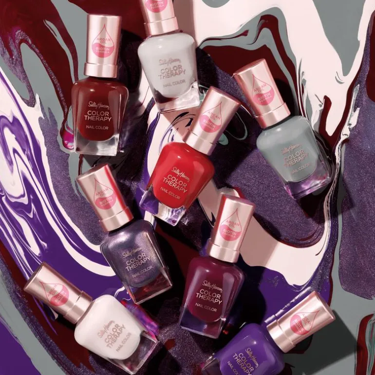 Sally Hansen Color Therapy Nagellak - Paars - 390 RoyalConfidante